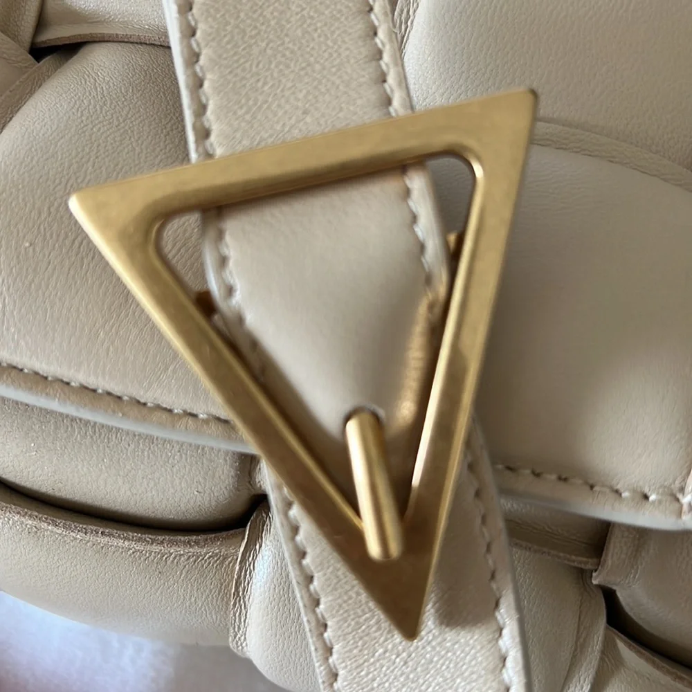 🎉Host Pick!🎉Bottega Veneta Padded Cassette Crossbody - Picture 5 of 16